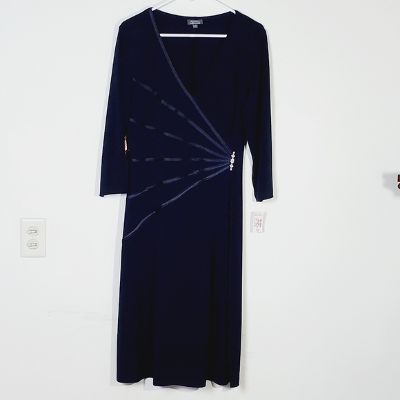 Dressbarn collection 3/4 sleeve dress - Picture 7 of 12